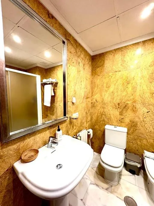 Apartamento En Pleno Centro Con Aparcamiento Opcional Cordoba Apartment